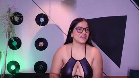 Lilith and Khloe  online show from 21, 3, 2026