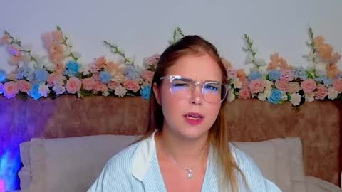 Snapshot of lilith_bonheur chatting on 26, 3, 2026 Lilith Bonheur online show from 26, 3, 2026