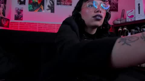 Snapshot of lilith_deveraux_ chatting on 12, 9, 2025 MISTRESS LILITH online show from 12, 9, 2025