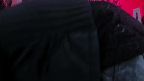 Snapshot of lilith_deveraux_ chatting on 1, 10, 2025 MISTRESS LILITH online show from 1, 10, 2025