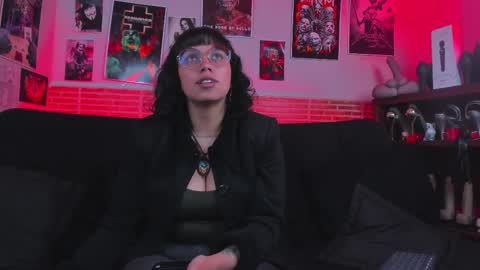 Snapshot of lilith_deveraux_ chatting on 4, 10, 2025 MISTRESS LILITH online show from 4, 10, 2025
