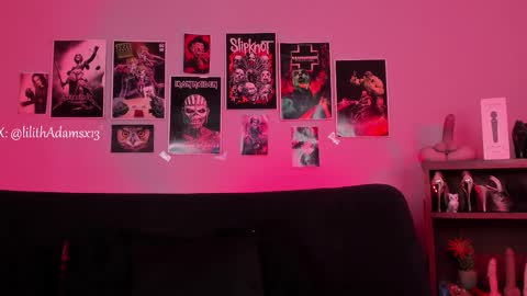 Snapshot of lilith_deveraux_ chatting on 28, 10, 2025 MISTRESS LILITH online show from 28, 10, 2025