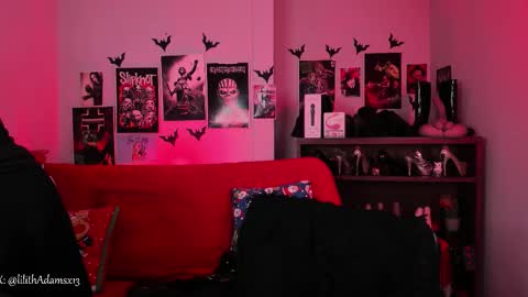 Snapshot of lilith_deveraux_ chatting on 22, 12, 2025 MISTRESS LILITH online show from 22, 12, 2025