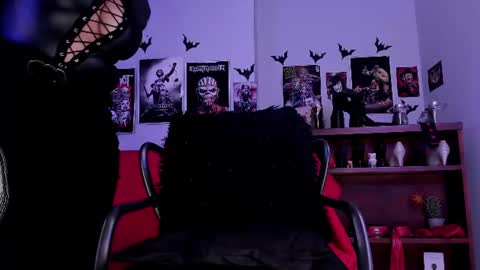 Snapshot of lilith_deveraux_ chatting on 20, 6, 2026 MISTRESS LILITH online show from 20, 6, 2026