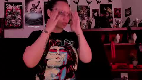 Snapshot of lilith_deveraux_ chatting on 22, 6, 2026 MISTRESS LILITH online show from 22, 6, 2026
