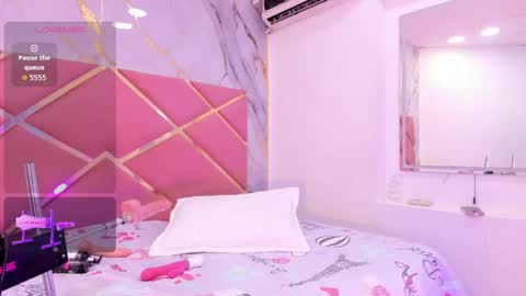 Snapshot of lilith_kramston chatting on 19, 5, 2026 Lilith online show from 19, 5, 2026