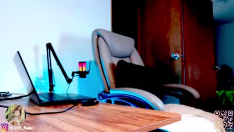 lilith_malum online show from 12, 4, 2026