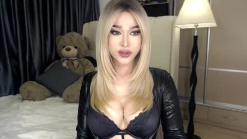 Snapshot of lilith_mazikeen69 chatting on 1, 12, 2024 QUEEN LILITH BORBON online show from 1, 12, 2024