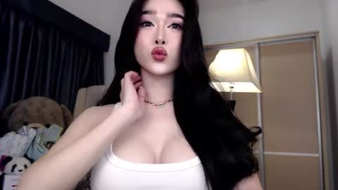QUEEN LILITH BORBON online show from 23, 7, 2026