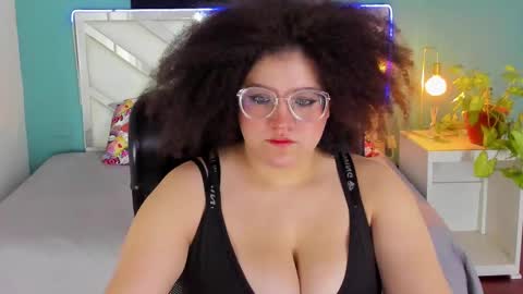 Snapshot of lilith_mesa chatting on 4, 3, 2025 Lilith online show from 4, 3, 2025