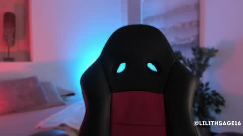 lilith_sage_ online show from 5, 11, 2025