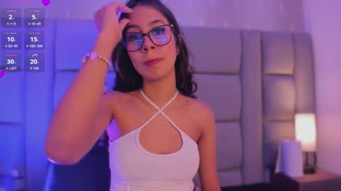    online show from 14, 10, 2025