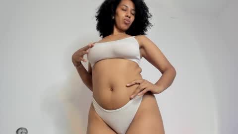 Alejandra  online show from 5, 5, 2026