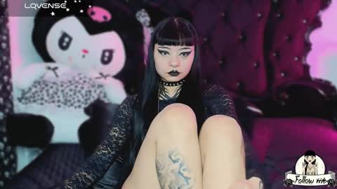   online show from 11, 11, 2025