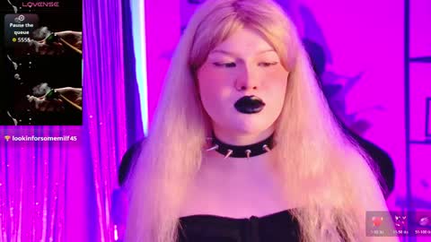 LilithNelson online show from 18, 4, 2026