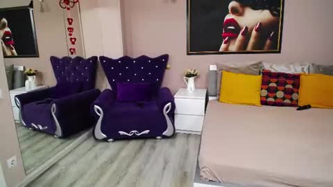 lilithreys online show from 25, 6, 2026