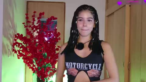 3 Ig Lilisxo1 online show from 13, 5, 2026