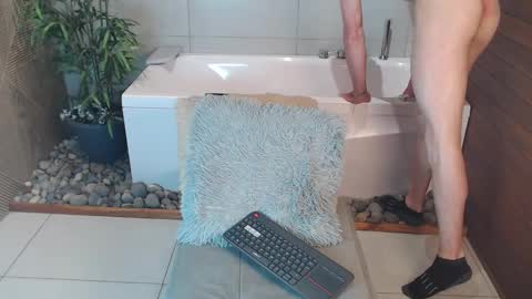 Lil James online show from 13, 12, 2025