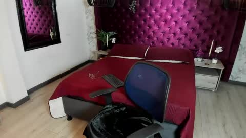 Lil James online show from 10, 5, 2026