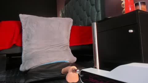 Snapshot of lilla_rossy chatting on 5, 1, 2026 lilla_rossy online show from 5, 1, 2026