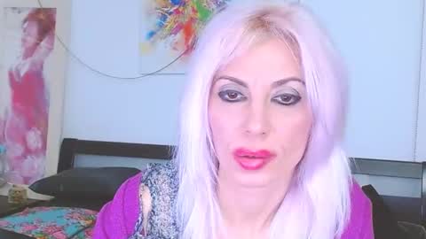Lara online show from 3, 2, 2025