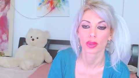 Lara online show from 23, 3, 2026