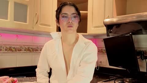 lillianderson -  Next stream start at 0700hs GTM-3 online show from 18, 12, 2025