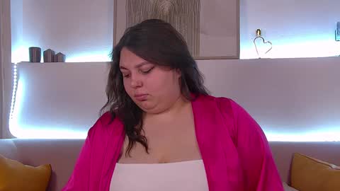 LillianHaig online show from 28, 1, 2025