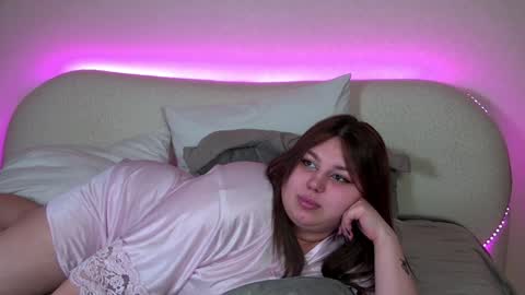 LillianHaig online show from 30, 1, 2025