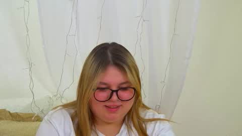 LillianHaig online show from 13, 3, 2026