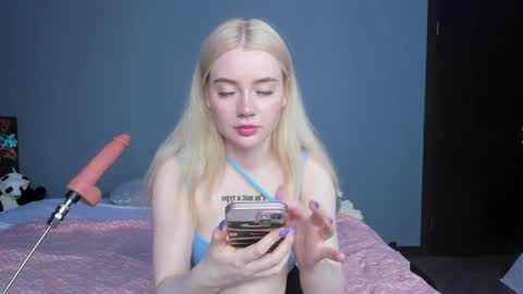 lillie_berry online show from 17, 5, 2026