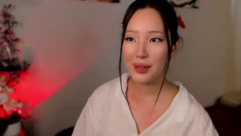 lillie_sun online show from 24, 6, 2026