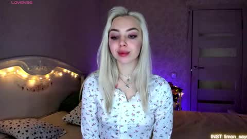 LilliMoore online show from 13, 5, 2026