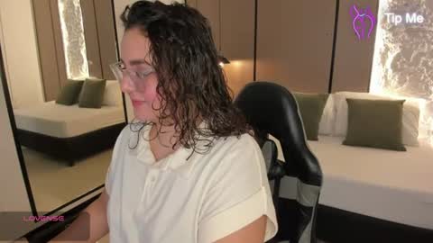 Snapshot of lilly_ass_ chatting on 15, 7, 2026 L I L L Y online show from 15, 7, 2026