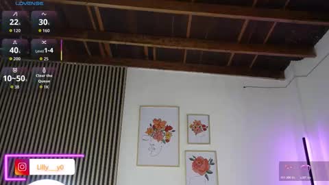 Snapshot of lilly_dollss chatting on 21, 10, 2025 Sofia online show from 21, 10, 2025