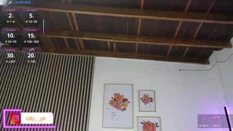 Snapshot of lilly_dollss chatting on 23, 10, 2025 Sofia online show from 23, 10, 2025