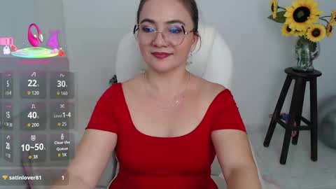 Snapshot of lilly_milf chatting on 26, 10, 2025 Lilly online show from 26, 10, 2025
