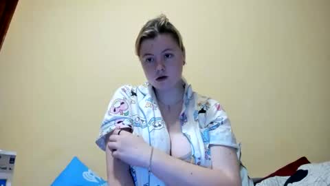 Lilly Depp online show from 20, 11, 2025