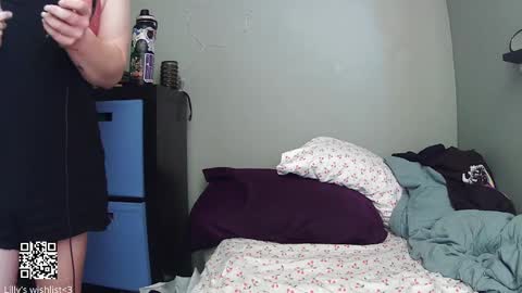Snapshot of lillylovings chatting on 13, 9, 2025 LillyLovings online show from 13, 9, 2025