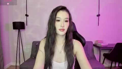 Snapshot of lillymighty chatting on 25, 6, 2026 Lilly online show from 25, 6, 2026