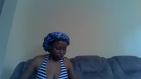 Snapshot of lilpretty16 chatting on 5, 6, 2026 lilpretty16 online show from 5, 6, 2026