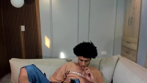lilr_ online show from 2, 12, 2024