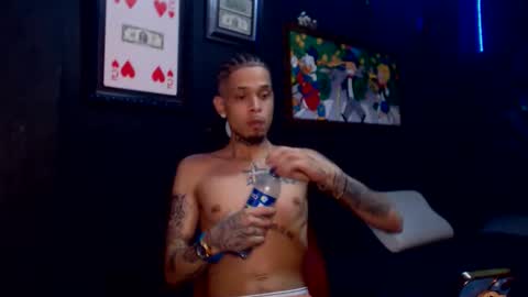 Snapshot of lilray99 chatting on 28, 12, 2024  ONLYFANS   online show from 28, 12, 2024