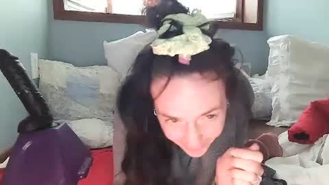 Lilrosiedoll online show from 12, 12, 2024