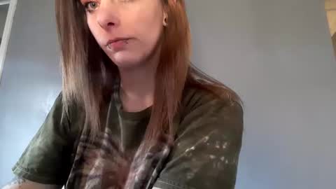 Snapshot of lilsirenluna chatting on 24, 3, 2026 Luna online show from 24, 3, 2026