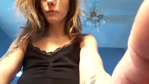 lilsirens11ut online show from 4, 12, 2025