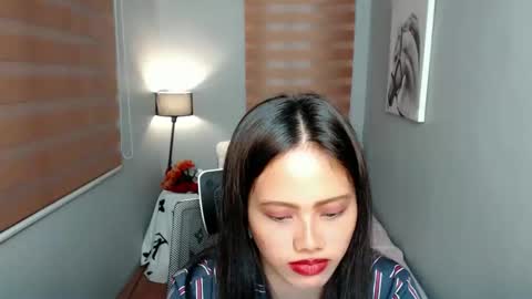 Snapshot of lilsweet_marie chatting on 4, 1, 2025 Lilsweet marie online show from 4, 1, 2025