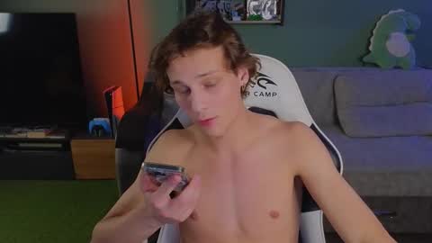 Snapshot of lilteddyboy chatting on 16, 10, 2025 lilteddyboy online show from 16, 10, 2025