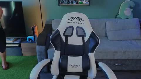 Snapshot of lilteddyboy chatting on 18, 10, 2025 lilteddyboy online show from 18, 10, 2025