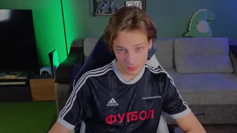 Snapshot of lilteddyboy chatting on 21, 10, 2025 lilteddyboy online show from 21, 10, 2025